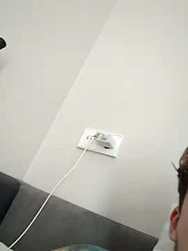 Rinzo25 online show from April 21, 2026, 1:17 pm