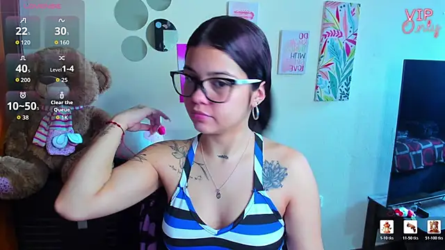 angelina 77 online show from May 23, 2026, 2:38 pm