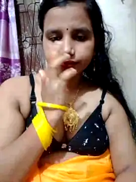 Snapshot of Nigar_Hatun chatting on June 1, 2026, 3:55 pm Nigar Hatun online show from June 1, 2026, 3:55 pm