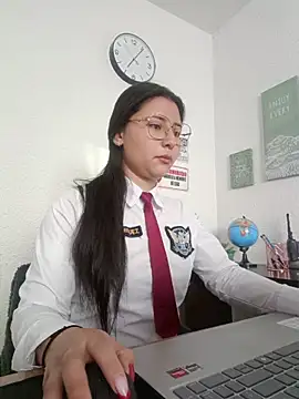 Queen linda1 online show from May 9, 2026, 12:08 pm