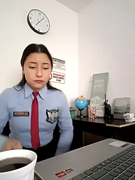 Queen linda1 online show from May 4, 2026, 12:08 pm
