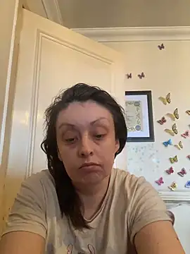 cutieliscious online show from April 22, 2026, 11:28 am