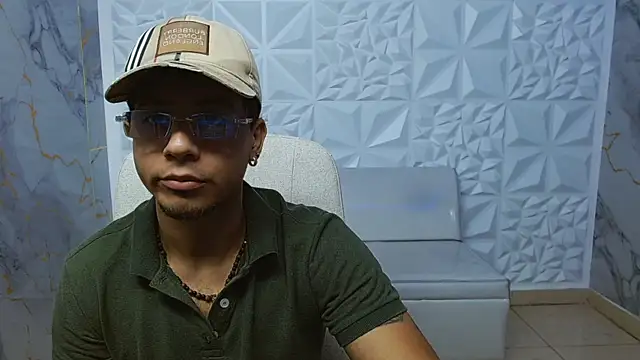 jbarto  online show from May 23, 2026, 1:37 am