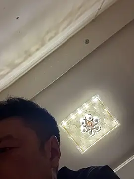 MM-VV666 online show from April 28, 2026, 8:19 am