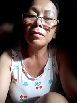 Snapshot of Ari-Na9 chatting on July 7, 2026, 7:23 am Ari-Na9 online show from July 7, 2026, 7:23 am