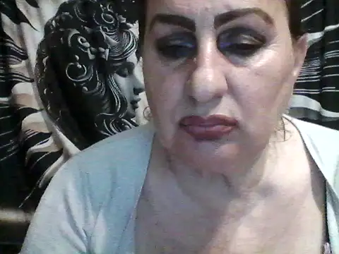 Snapshot of LoaqLovew chatting on April 25, 2026, 3:09 pm LoaqLovew online show from April 25, 2026, 3:09 pm