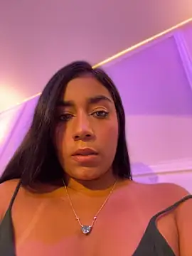 Snapshot of SaryJonex chatting on April 30, 2026, 1:29 pm SaryJonex online show from April 30, 2026, 1:29 pm