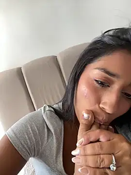 SaryJonex online show from July 16, 2026, 3:09 pm