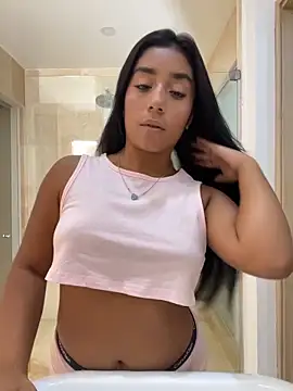 Snapshot of SaryJonex chatting on June 11, 2026, 2:14 pm SaryJonex online show from June 11, 2026, 2:14 pm
