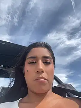 SaryJonex online show from July 26, 2026, 7:43 pm