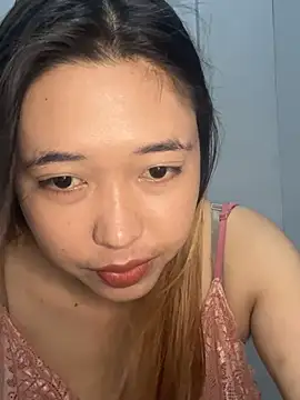 riiiii   online show from April 23, 2026, 11:49 am