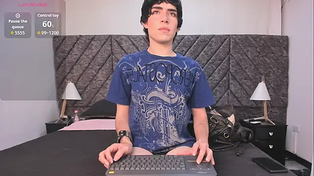 Snapshot of DemonFoxx chatting on July 15, 2026, 12:45 pm DemonFoxx online show from July 15, 2026, 12:45 pm