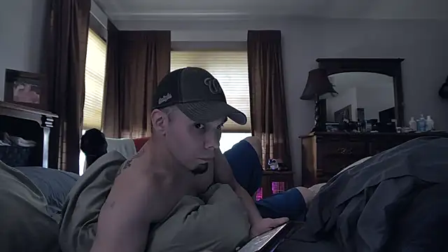 Snapshot of Caduceus_85 chatting on June 5, 2026, 7:30 pm Caduceus 85 online show from June 5, 2026, 7:30 pm