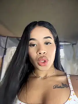 EmmaExoticaXXX online show from June 15, 2026, 9:25 pm