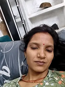 Snapshot of SS_sanjna chatting on May 21, 2026, 6:33 am SS sanjna online show from May 21, 2026, 6:33 am