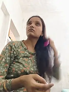 Snapshot of SS_sanjna chatting on June 17, 2026, 2:22 am SS sanjna online show from June 17, 2026, 2:22 am