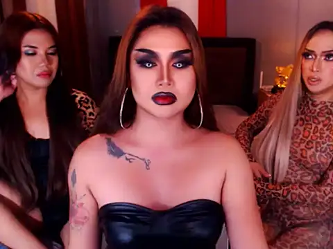 AmphitriteTara online show from May 7, 2026, 7:39 pm