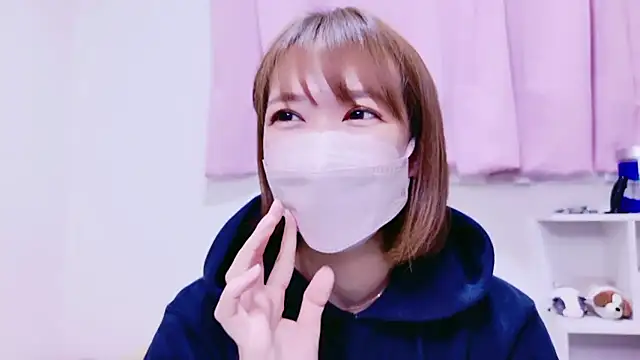 MINA 0423 online show from April 30, 2026, 5:09 pm