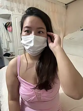 Snapshot of xiaowei_zhibo chatting on May 8, 2026, 12:36 am xiaowei zhibo online show from May 8, 2026, 12:36 am