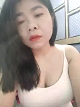 Snapshot of Ayti01 chatting on April 27, 2026, 4:10 am Ayti01 online show from April 27, 2026, 4:10 am