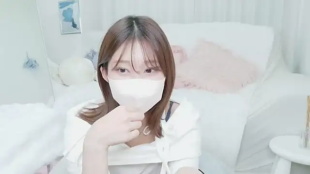 Neko o33 online show from July 31, 2026, 9:09 am