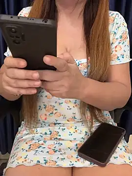 Snapshot of Naughty-Shreenn chatting on May 22, 2026, 6:17 pm Naughty-Shreenn online show from May 22, 2026, 6:17 pm