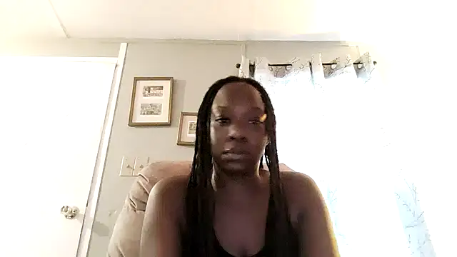 SashaVixen1985 online show from May 6, 2026, 6:12 pm