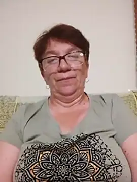 KetQueen101 online show from July 4, 2026, 8:46 pm
