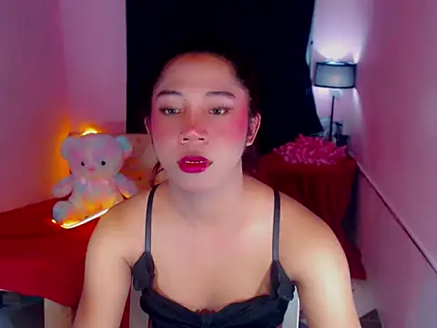 Snapshot of URsexyLylia chatting on June 11, 2026, 4:59 pm URsexyLylia online show from June 11, 2026, 4:59 pm
