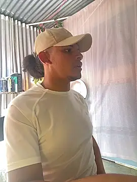 Snapshot of JaviCollins- chatting on May 5, 2026, 1:58 pm JaviCollins- online show from May 5, 2026, 1:58 pm