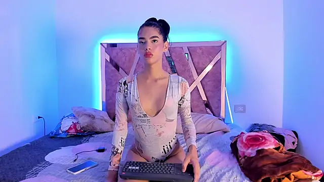 BabyVale  online show from May 9, 2026, 8:56 pm
