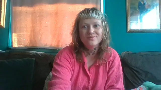 RosieSwitchBitch online show from June 6, 2026, 10:53 am