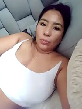 Angelsashaa07 online show from May 30, 2026, 2:01 pm