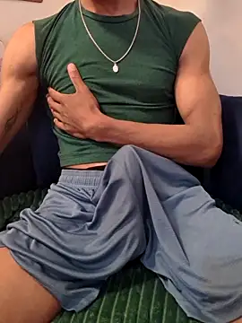 Switcherxxx online show from May 15, 2026, 11:03 pm