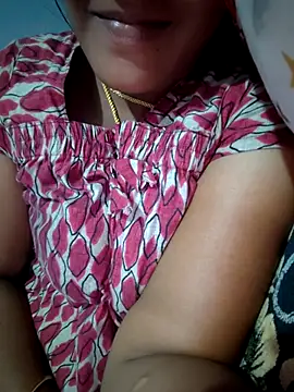 Tamil Hot HoneyBee online show from August 5, 2026, 11:48 am