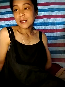 Snapshot of Onie116 chatting on May 2, 2026, 4:18 am Onie116 online show from May 2, 2026, 4:18 am