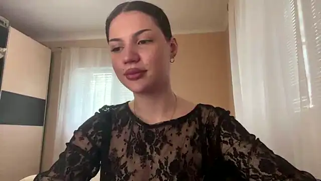 Snapshot of CrystalMuze chatting on April 30, 2026, 1:40 pm CrystalMuze online show from April 30, 2026, 1:40 pm