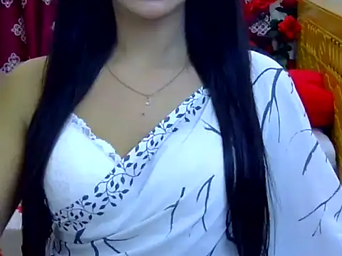 Snapshot of Alina_Nur chatting on July 24, 2026, 8:05 pm Alina Nur online show from July 24, 2026, 8:05 pm