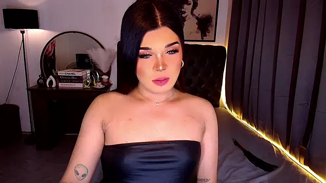 Snapshot of Empress_Candice chatting on May 18, 2026, 11:48 am Empress Candice online show from May 18, 2026, 11:48 am