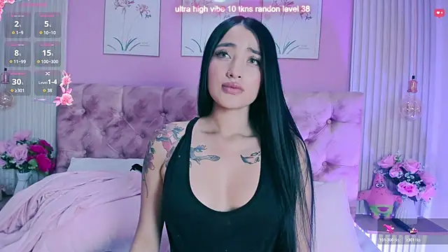 Ariana west  online show from May 25, 2026, 12:59 pm