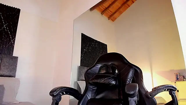 ThiagoSexy005 online show from June 28, 2026, 12:39 am