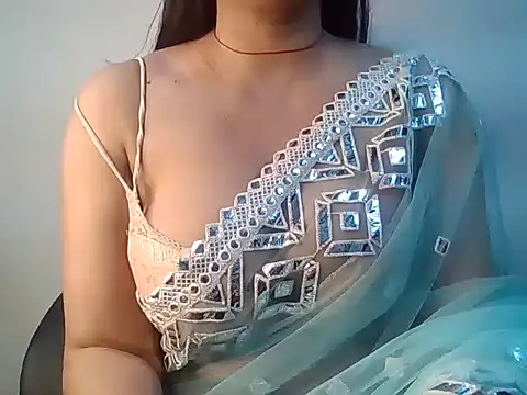 AMEILA FUCK online show from May 7, 2026, 2:05 am