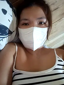 Snapshot of Cum200w chatting on April 26, 2026, 2:53 am Cum200w online show from April 26, 2026, 2:53 am