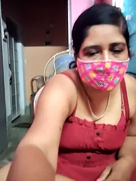 Snapshot of Rulali_44 chatting on July 17, 2026, 3:42 pm Rulali 44 online show from July 17, 2026, 3:42 pm