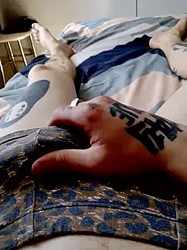 Vkusno and tochka228 online show from April 30, 2026, 5:14 am