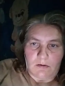 IrisMaris37 online show from June 21, 2026, 8:42 am