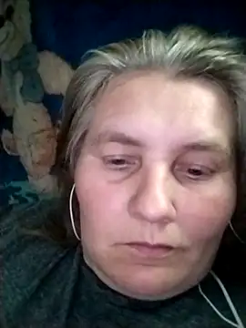 IrisMaris37 online show from June 19, 2026, 11:05 am