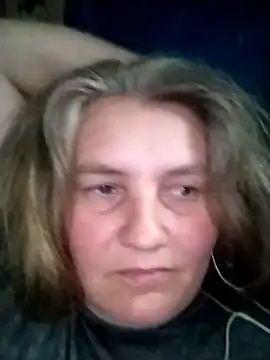 IrisMaris37 online show from June 10, 2026, 9:21 am