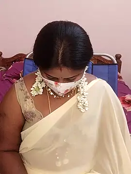 Snapshot of telugu_Geetha40 chatting on May 13, 2026, 7:04 am telugu Geetha40 online show from May 13, 2026, 7:04 am