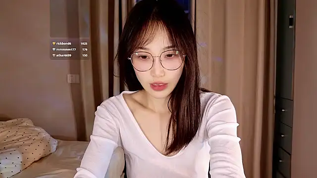 Snapshot of Nancy-A1 chatting on June 13, 2026, 11:19 am Nancy-A1 online show from June 13, 2026, 11:19 am